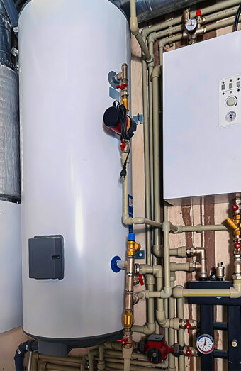 https://beldonhotwater.com.au/uploads/2025/06/hot-water-installs-34383.jpg