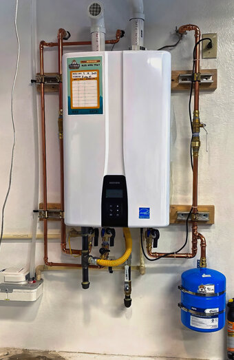 https://beldonhotwater.com.au/uploads/2025/06/instant-hot-water-systems-42978.jpg