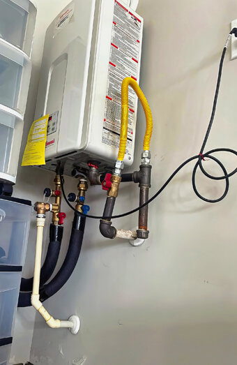 https://beldonhotwater.com.au/uploads/2025/06/instant-hot-water-systems-65049.jpg